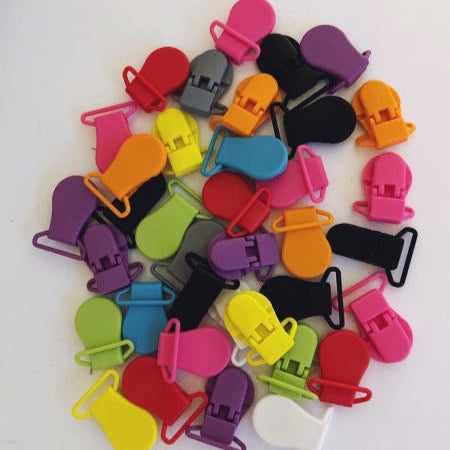 Pacifier + Toy Clip Notion
