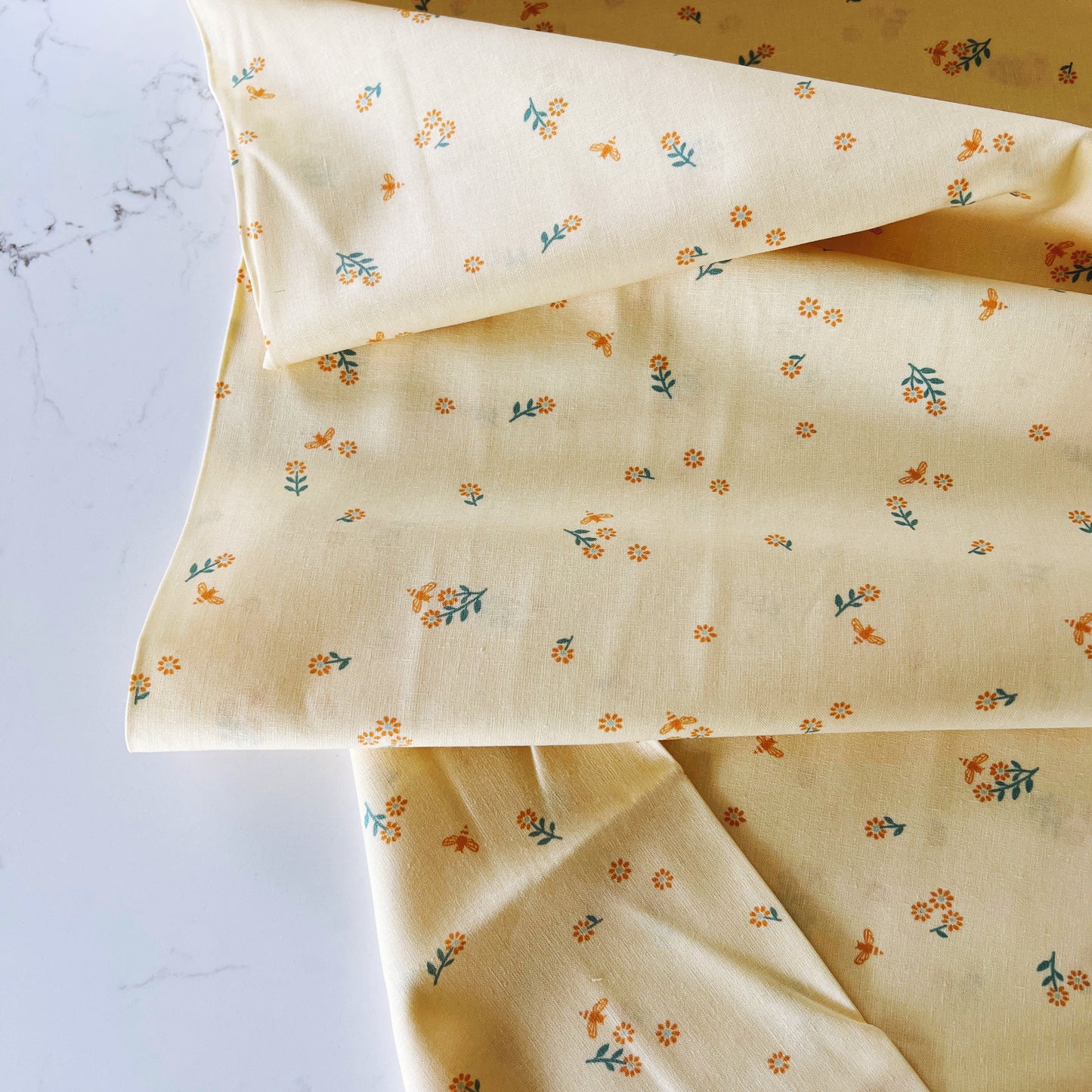 Foraging flutter sun linen cotton blend texture, perfect for garments and quilting