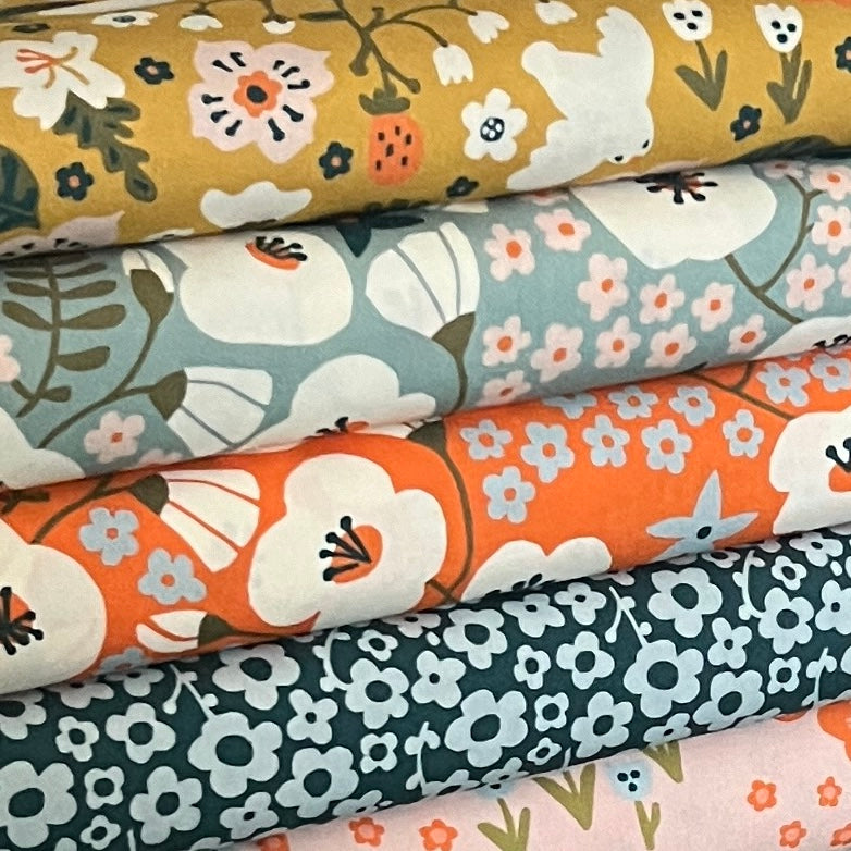 Big Blooms Gray Mist Organic Poplin