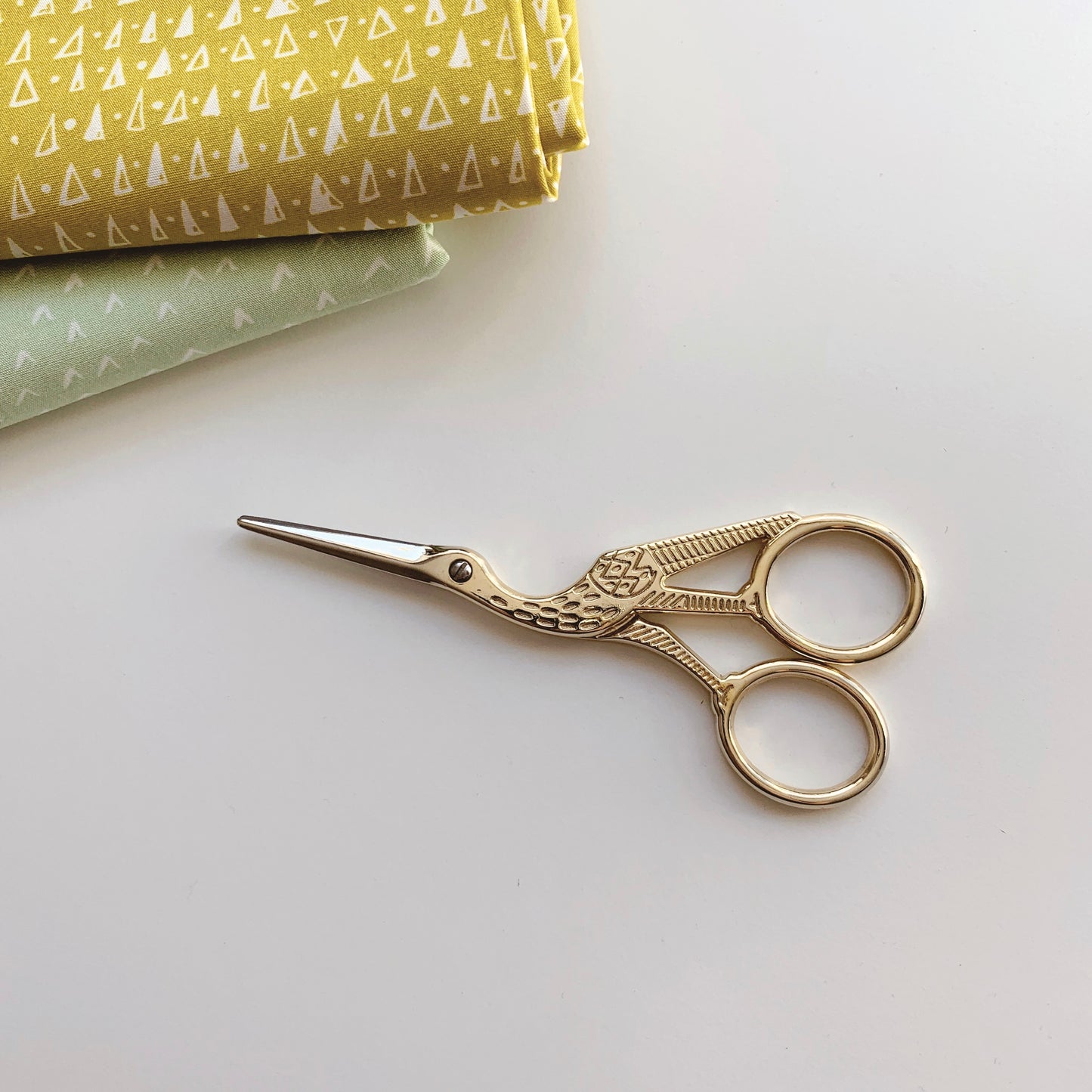 Gold Crane Antique Style Stainless Steel Embroidery Scissors 4.5"