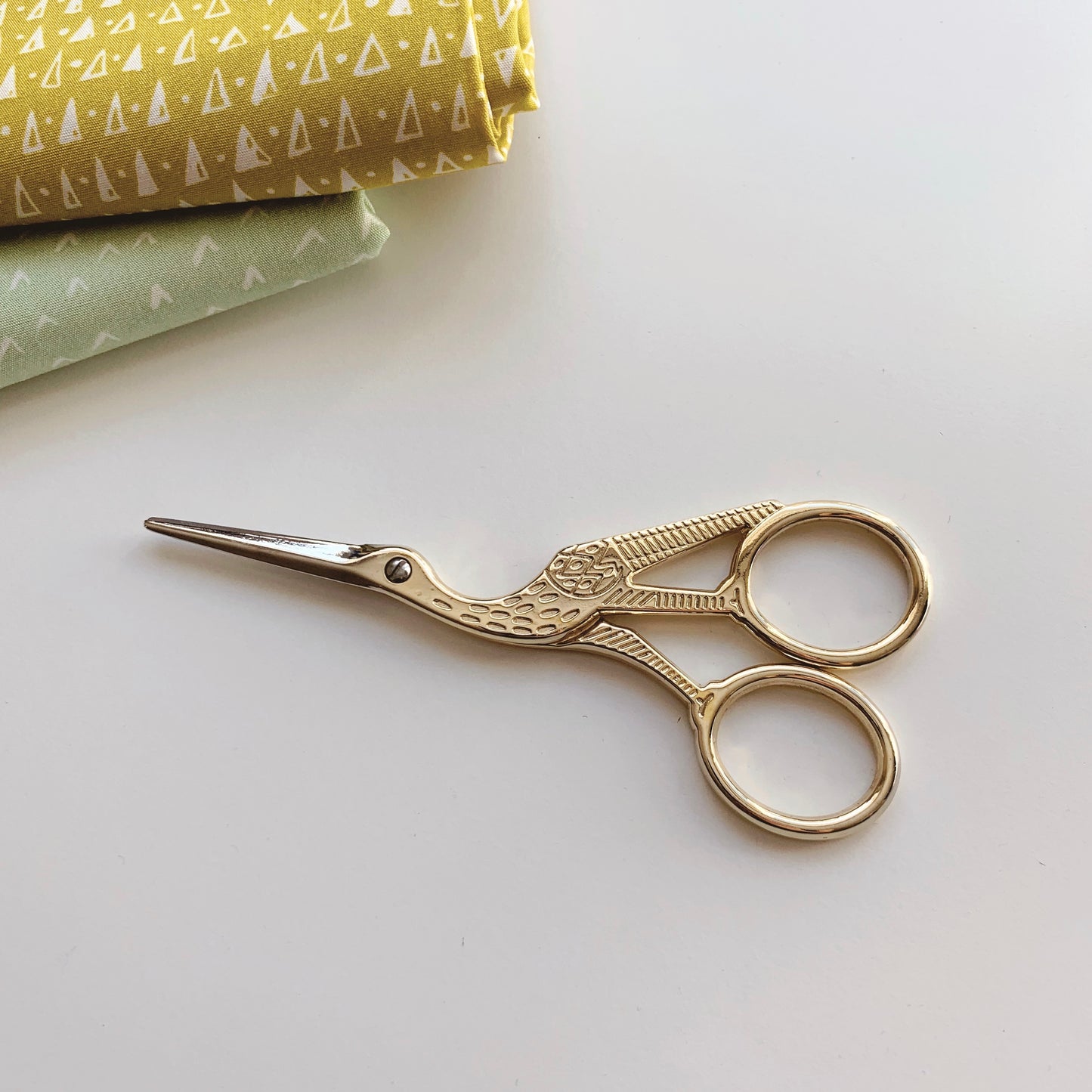 Gold Crane Antique Style Stainless Steel Embroidery Scissors 4.5"