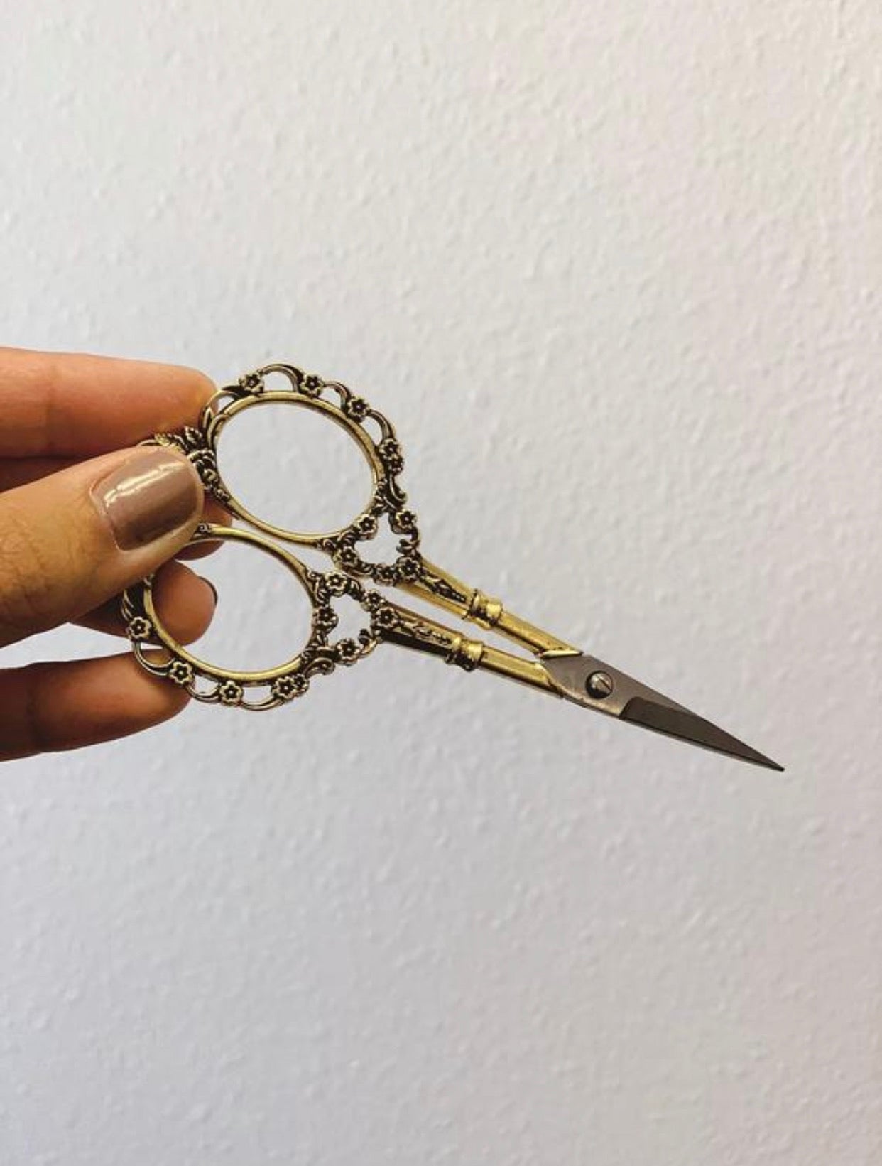 Flora Gold Stainless Steel Embroidery Scissors