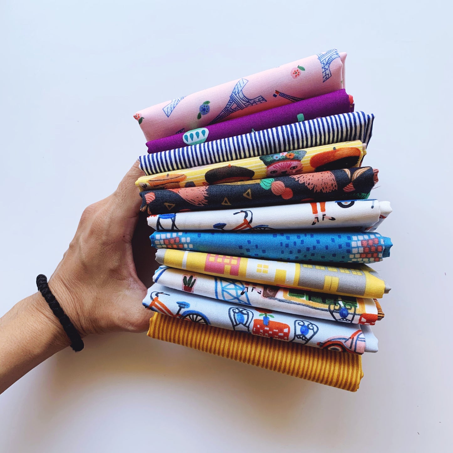 Cats à Paris Organic Poplin Fat Quarter Bundle