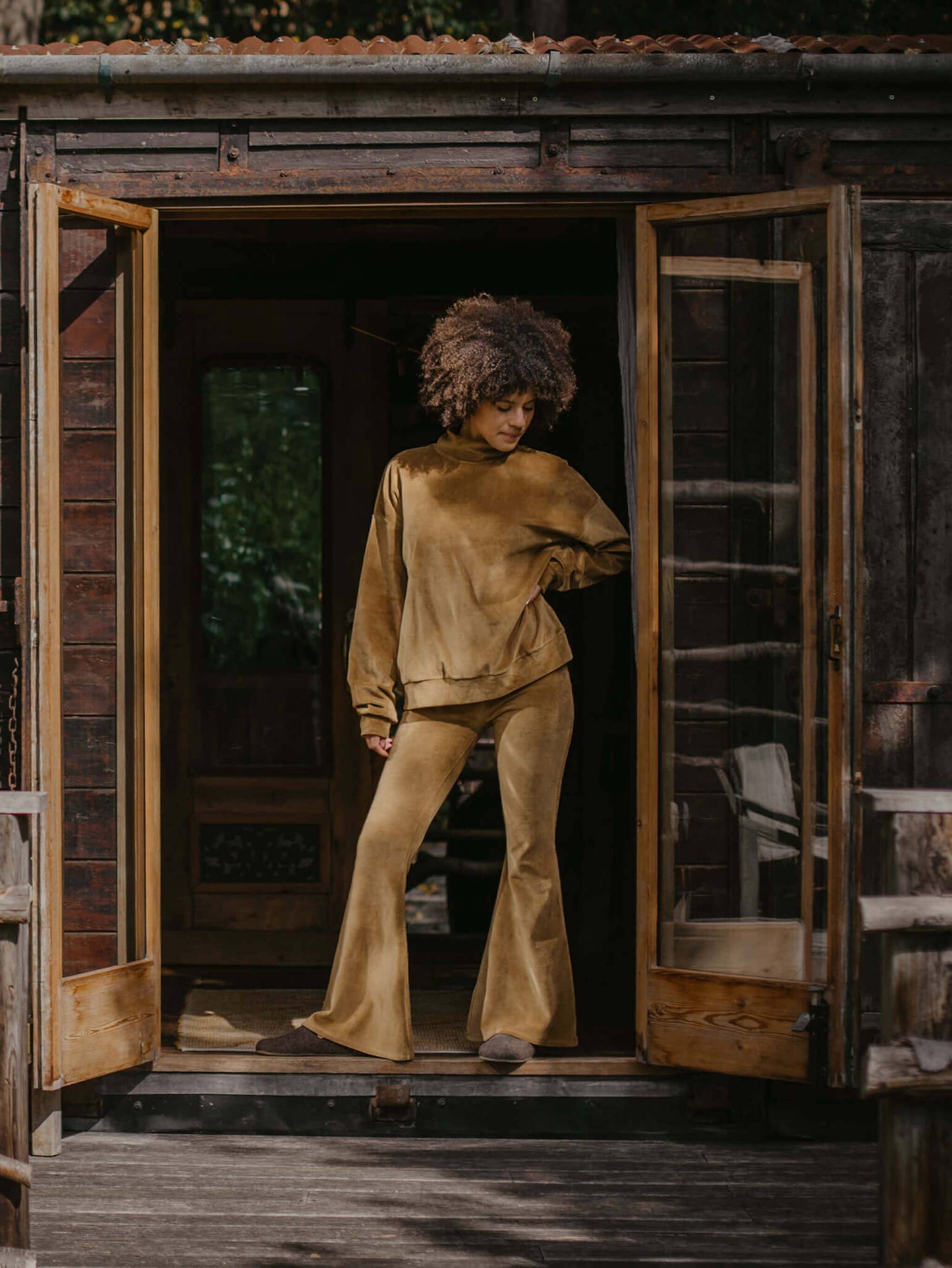 Organic Cotton Velvet Flares: Bronze SM & X-SM