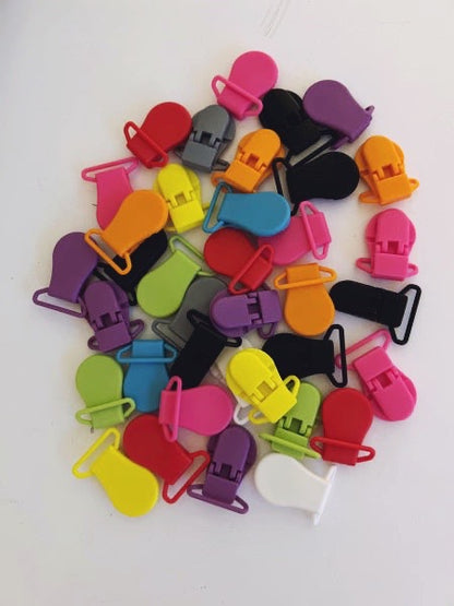 Pacifier + Toy Clip Notion