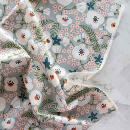 Big Blooms Gray Mist Organic Poplin