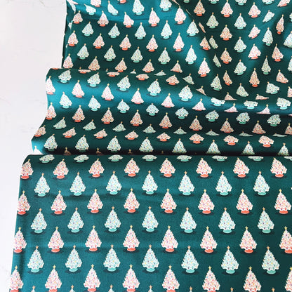 Vintage Ceramic Trees Organic Poplin