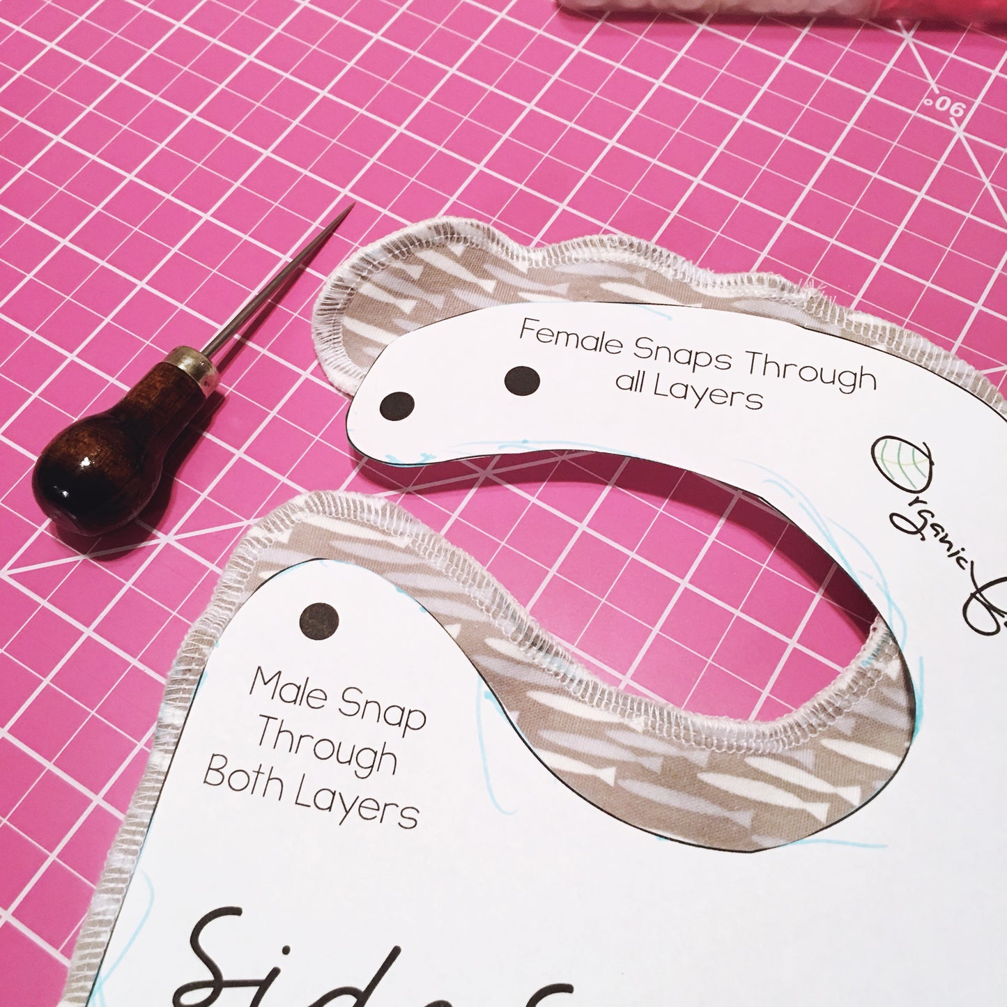 Side Snapping Bib Pattern (PDF Pattern)