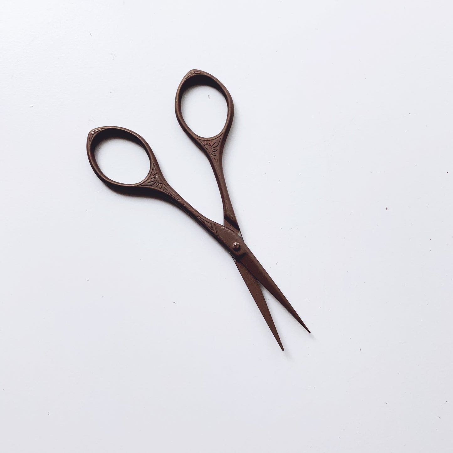Chocolate Bronze Sunflower Antique Style Stainless Steel Embroidery Scissors