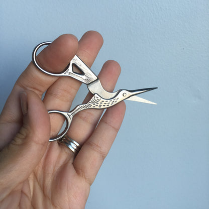 Tijeras de bordar de acero inoxidable estilo antiguo Gold Stork de 3,5"