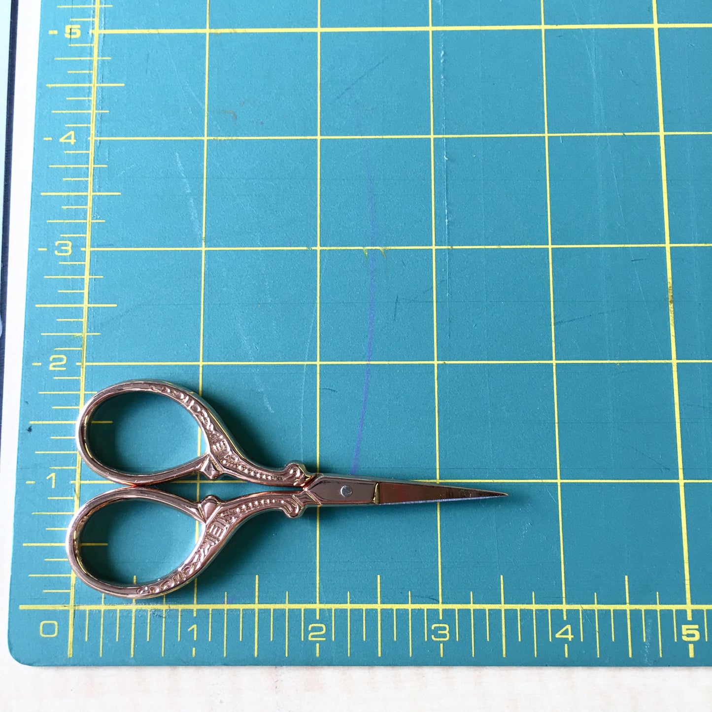 Leyah Antique Style Rose Gold Stainless Steel Embroidery Scissors