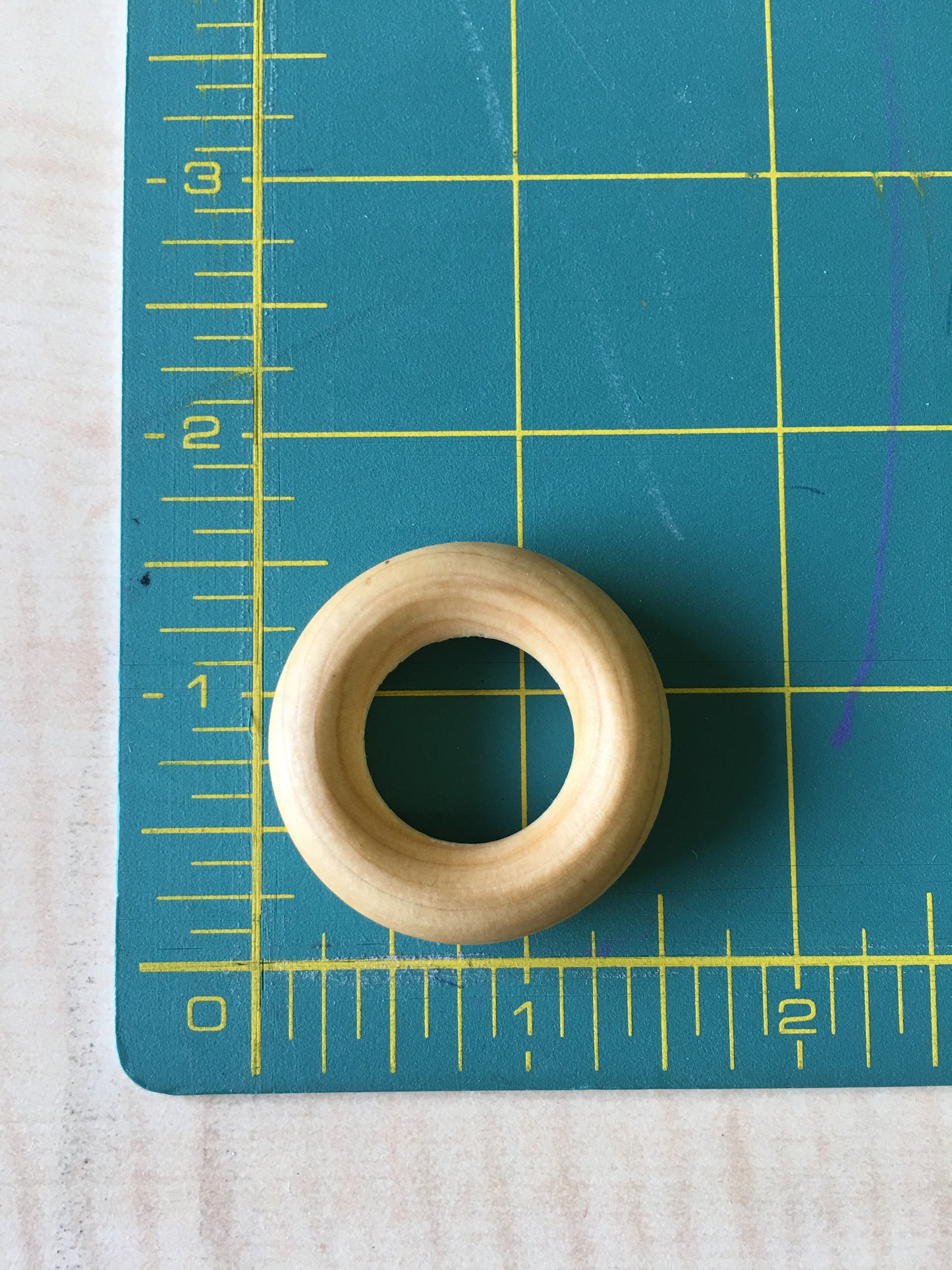 1.5" Diameter - Natural Maple Wood Rings - Teething Nursing Toy