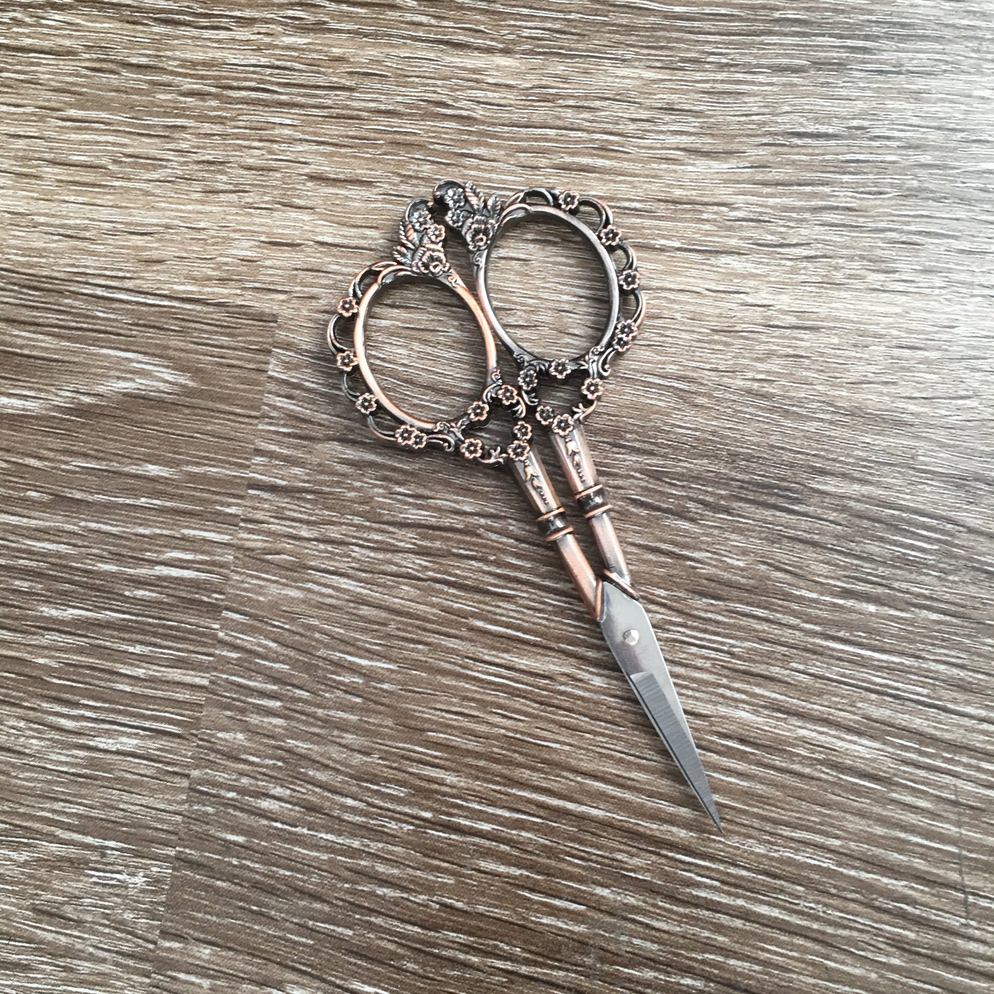 Rose Gold Vintage Style Embroidery Scissors - And Other Adventures