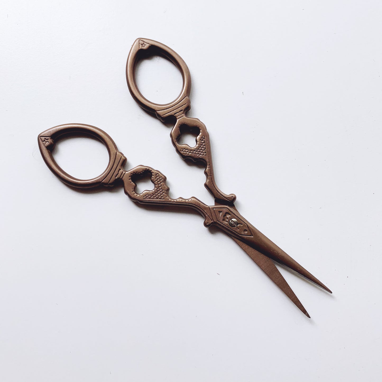 Notre Dame Bronze Stainless Steel Embroidery Scissors